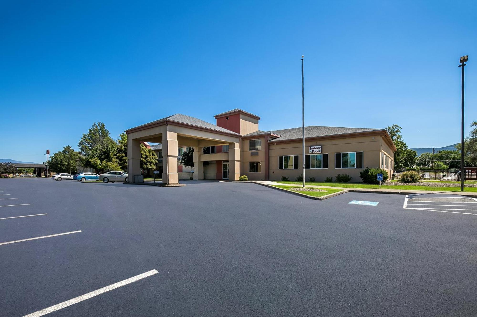 Americas Best Value Sandman Inn Ла Гранде Екстериор снимка