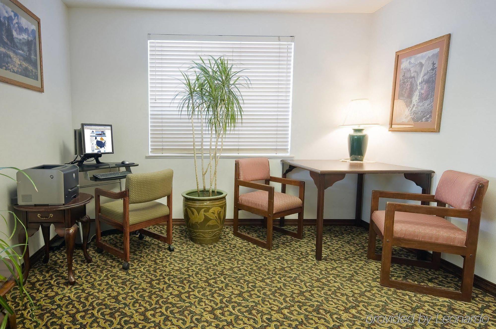 Americas Best Value Sandman Inn Ла Гранде Интериор снимка