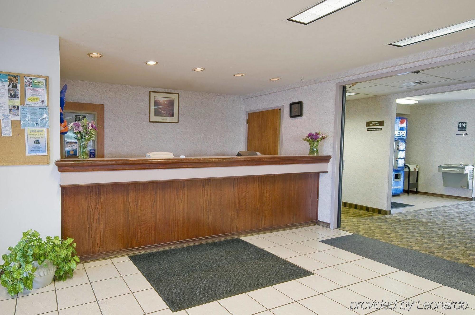 Americas Best Value Sandman Inn Ла Гранде Интериор снимка