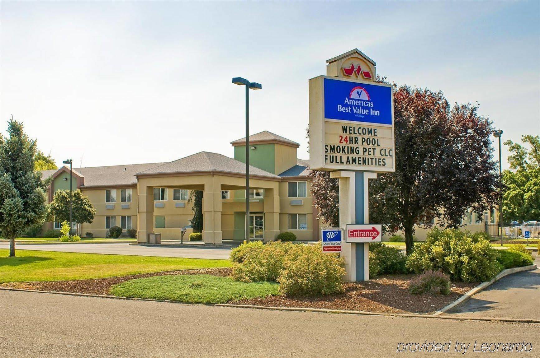 Americas Best Value Sandman Inn Ла Гранде Екстериор снимка